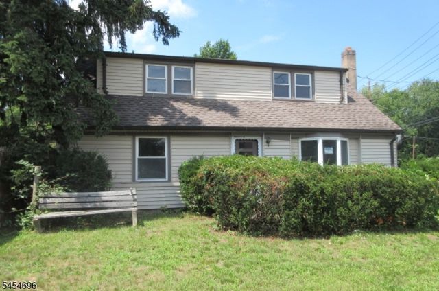 913 Briarcliff Ave, Maywood Boro, NJ 07607