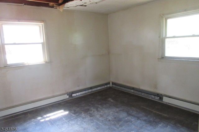913 Briarcliff Ave, Maywood Boro, NJ 07607