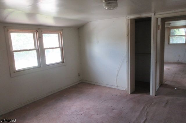 913 Briarcliff Ave, Maywood Boro, NJ 07607