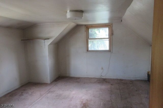 913 Briarcliff Ave, Maywood Boro, NJ 07607