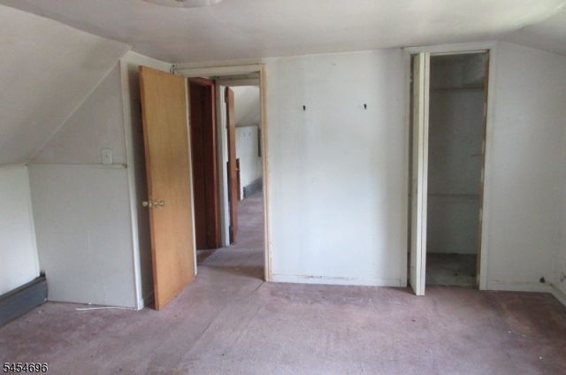913 Briarcliff Ave, Maywood Boro, NJ 07607