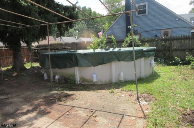 913 Briarcliff Ave, Maywood Boro, NJ 07607