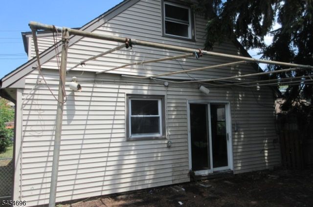 913 Briarcliff Ave, Maywood Boro, NJ 07607