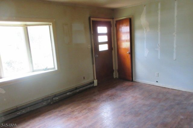 913 Briarcliff Ave, Maywood Boro, NJ 07607