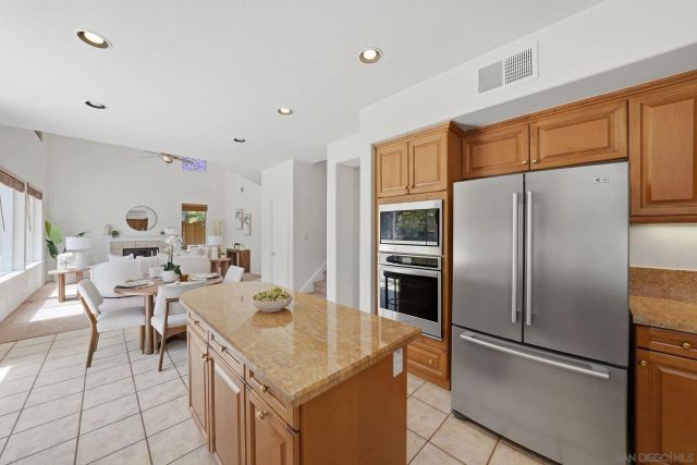 12227 Briar Knoll Way, San Diego, CA 92128