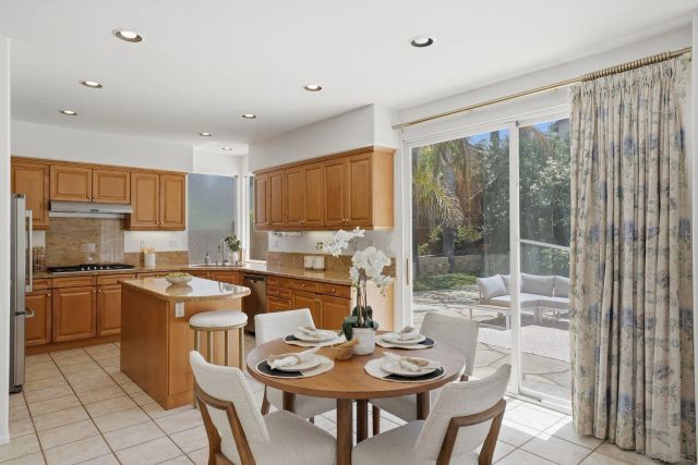 12227 Briar Knoll Way, San Diego, CA 92128