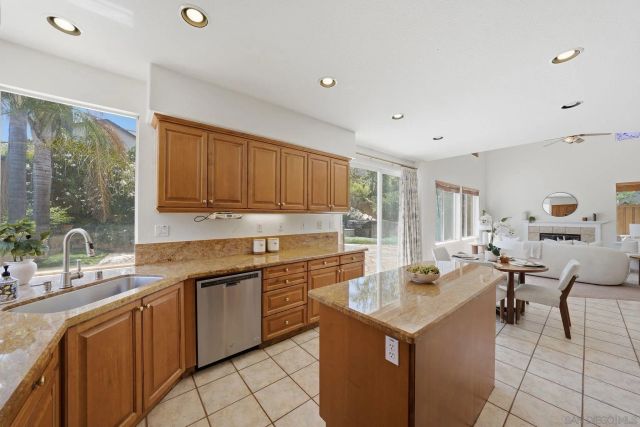12227 Briar Knoll Way, San Diego, CA 92128
