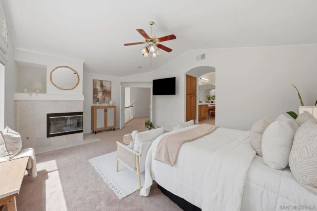 12227 Briar Knoll Way, San Diego, CA 92128