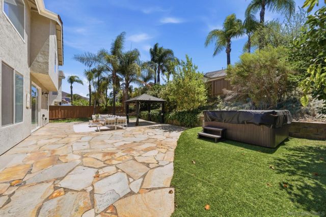 12227 Briar Knoll Way, San Diego, CA 92128