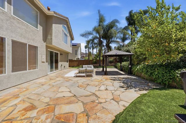 12227 Briar Knoll Way, San Diego, CA 92128