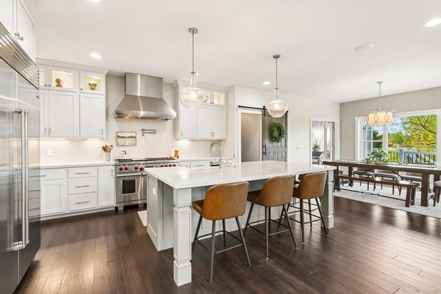 6438 Irving Drive, Sun Prairie, WI 53590