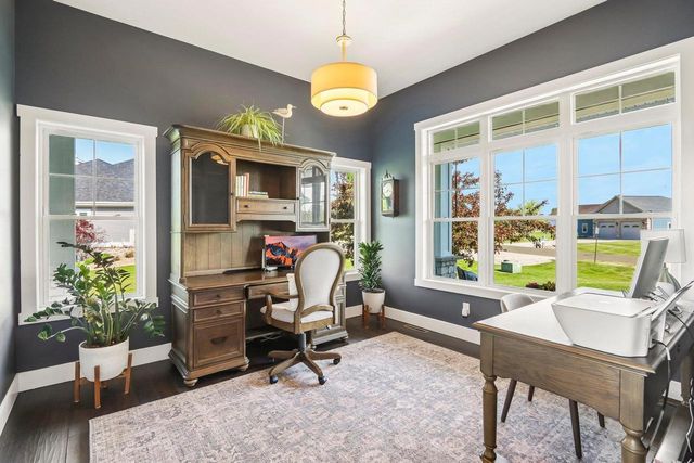 6438 Irving Drive, Sun Prairie, WI 53590