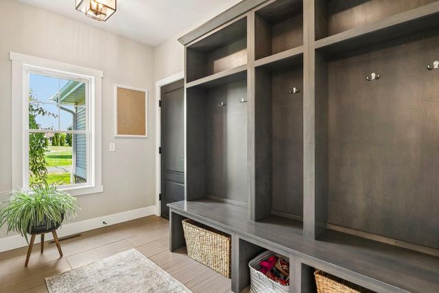 6438 Irving Drive, Sun Prairie, WI 53590