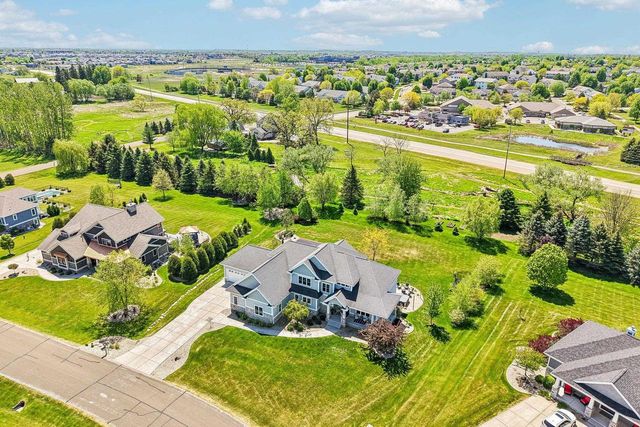 6438 Irving Drive, Sun Prairie, WI 53590
