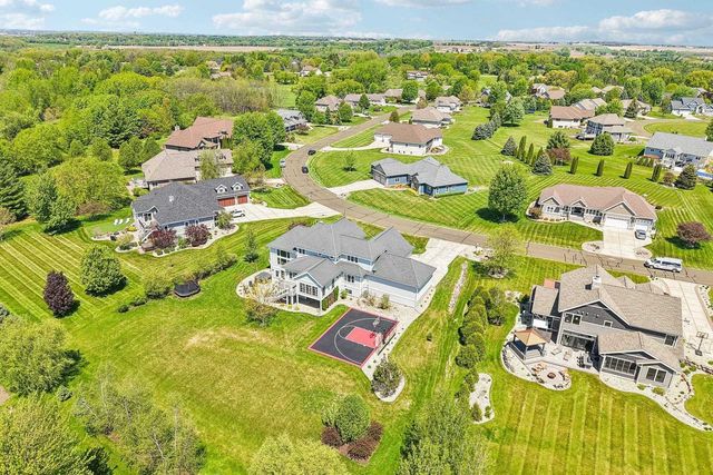 6438 Irving Drive, Sun Prairie, WI 53590