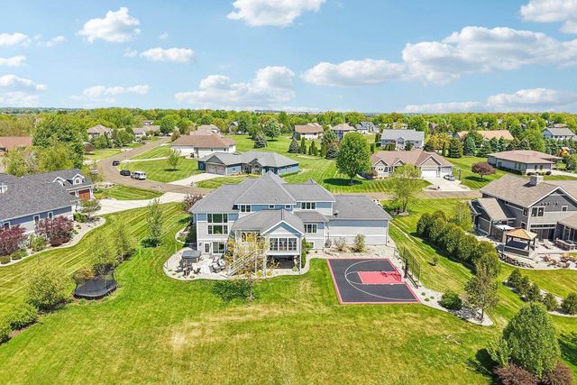 6438 Irving Drive, Sun Prairie, WI 53590