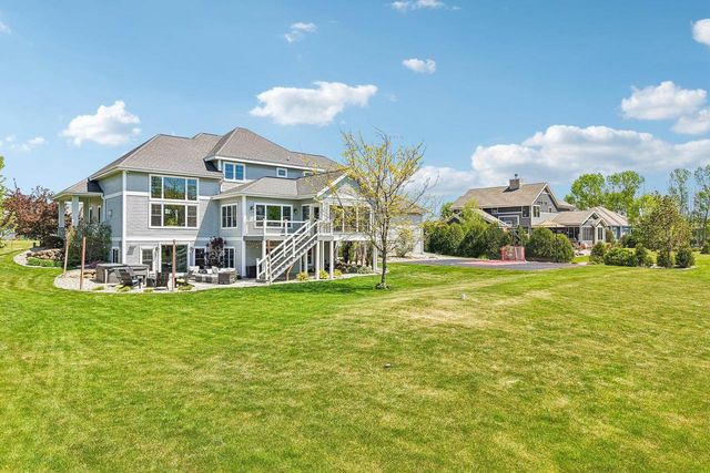 6438 Irving Drive, Sun Prairie, WI 53590