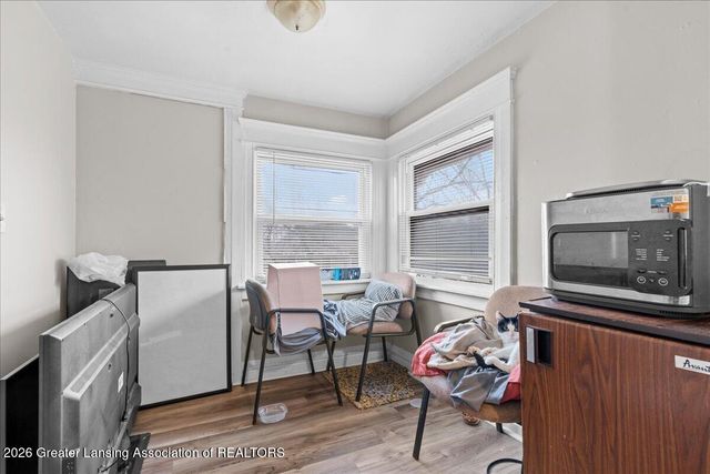 145 Isbell Street, Lansing, MI 48910