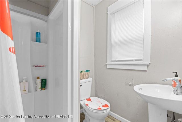 145 Isbell Street, Lansing, MI 48910