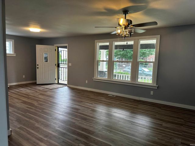 406 E Broadway Street, South Bend, IN 46601