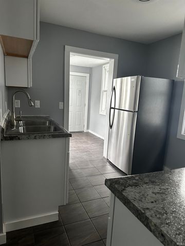 406 E Broadway Street, South Bend, IN 46601