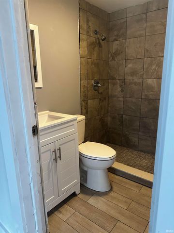 406 E Broadway Street, South Bend, IN 46601