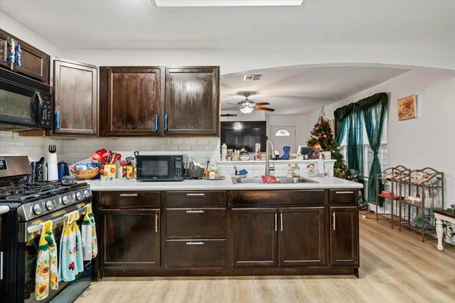 157 Fall Creek DR, Kyle, TX 78640