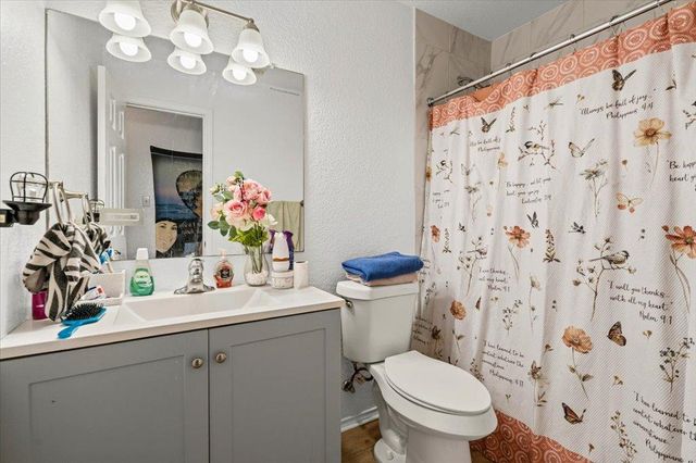 157 Fall Creek DR, Kyle, TX 78640