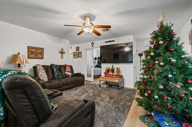 157 Fall Creek DR, Kyle, TX 78640