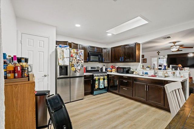 157 Fall Creek DR, Kyle, TX 78640