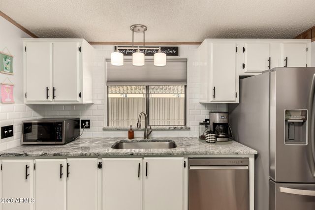 652 S Ellsworth Road 152, Mesa, AZ 85208