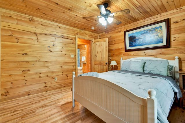 176 Rivers Edge Lane, Benton, TN 37307