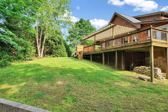 176 Rivers Edge Lane, Benton, TN 37307
