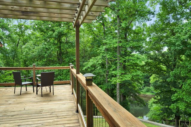 176 Rivers Edge Lane, Benton, TN 37307
