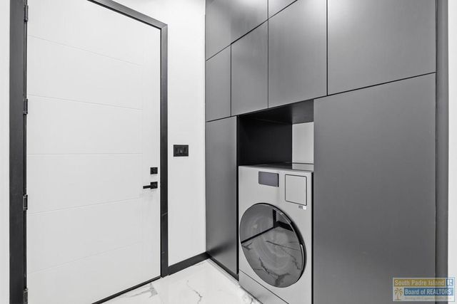 203 W Lantana St., South Padre Island, TX 78597