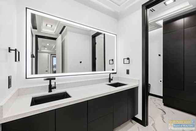 203 W Lantana St., South Padre Island, TX 78597