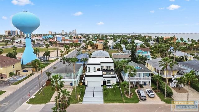 203 W Lantana St., South Padre Island, TX 78597