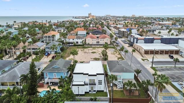 203 W Lantana St., South Padre Island, TX 78597