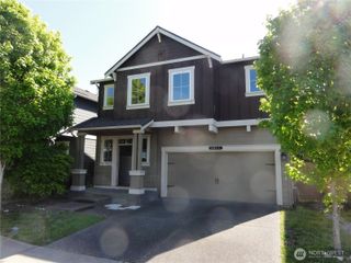 1011 28th Street NW, Puyallup, WA 98371
