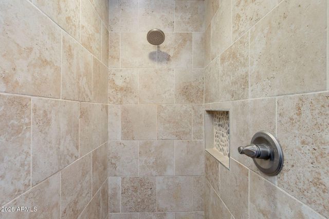 5002 E MITCHELL Drive, Phoenix, AZ 85018