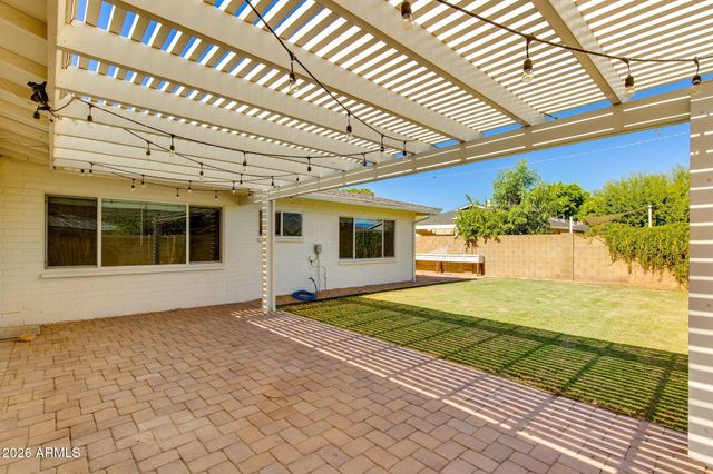 5002 E MITCHELL Drive, Phoenix, AZ 85018