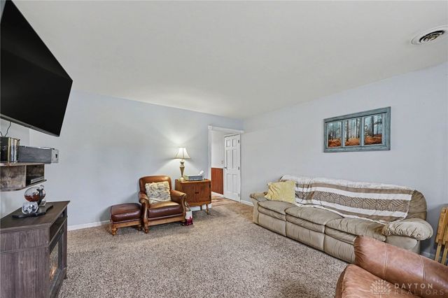 680 Georgia Drive, Xenia, OH 45385