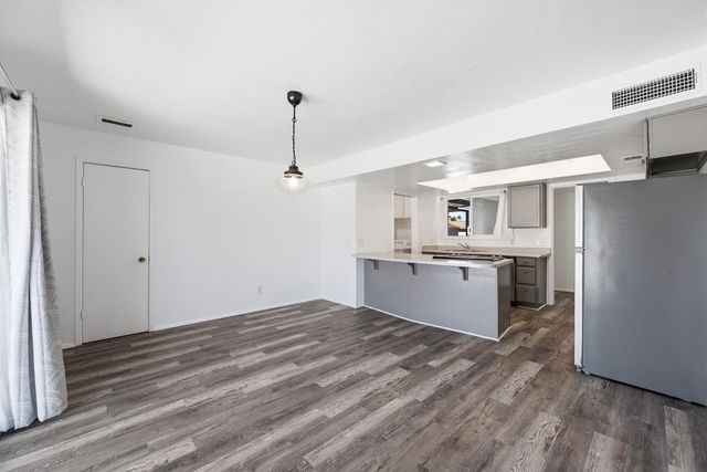 124 E Minton Drive, Tempe, AZ 85282