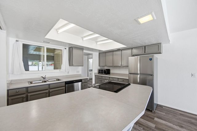 124 E Minton Drive, Tempe, AZ 85282