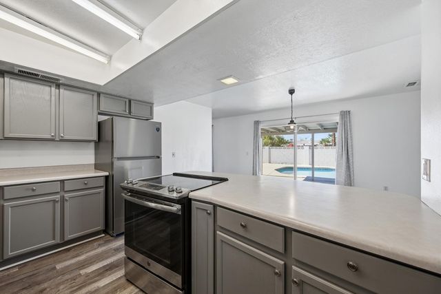 124 E Minton Drive, Tempe, AZ 85282