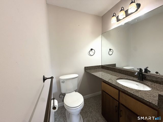 8 Barrington Drive C, Wethersfield, CT 06109