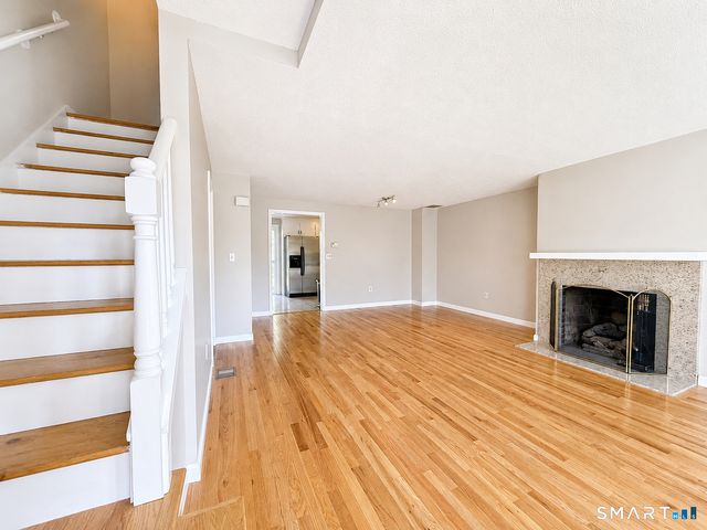 8 Barrington Drive C, Wethersfield, CT 06109