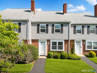 8 Barrington Drive C, Wethersfield, CT 06109