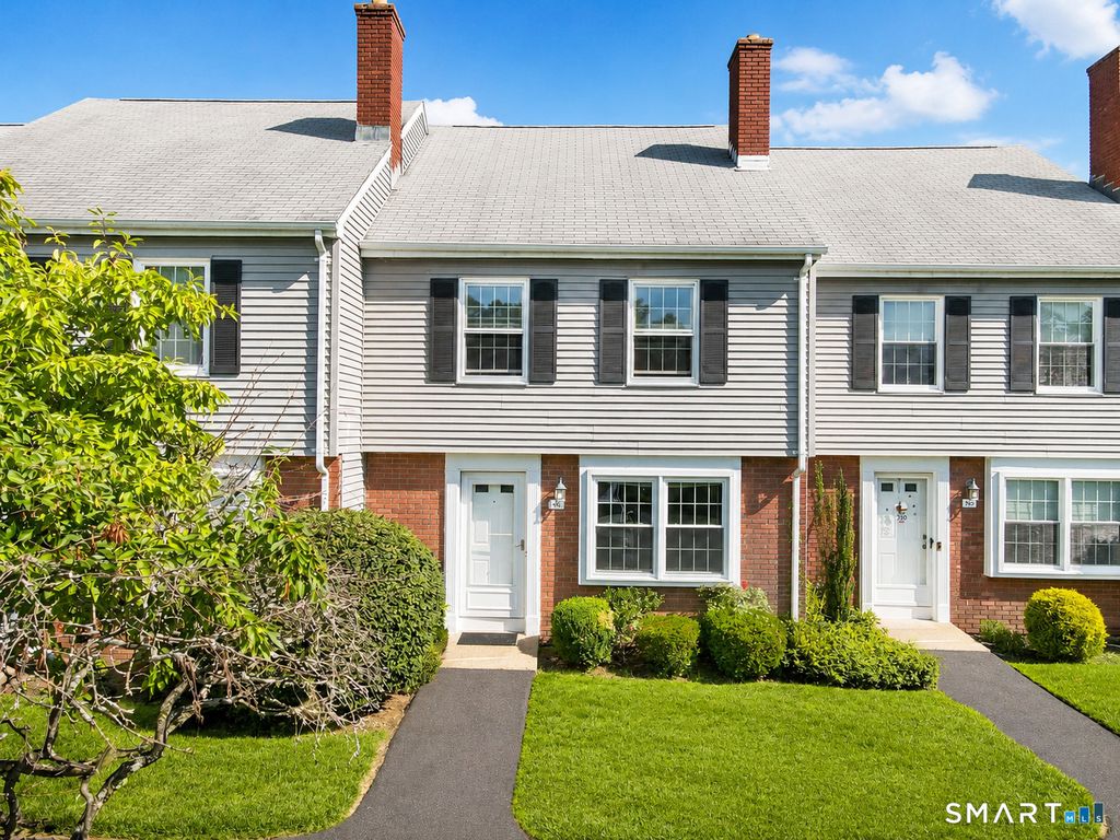 8 Barrington Drive C, Wethersfield, CT 06109