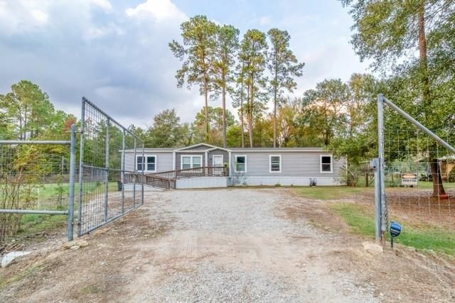 7715 Walnut Tree Lane, Plantersville, TX 77363